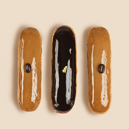 Éclair chocolat ou café